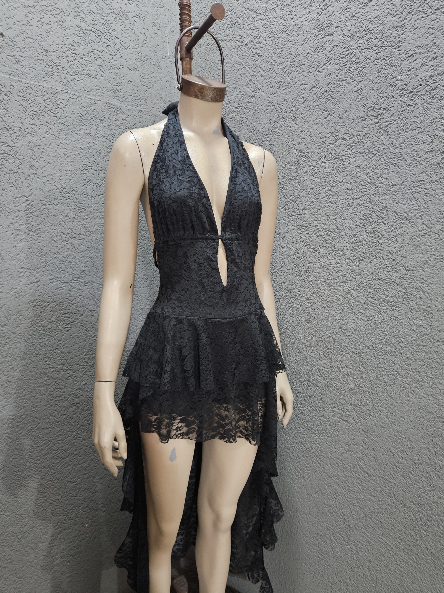 Vestido Encaje Cola Larga - Imagen 3