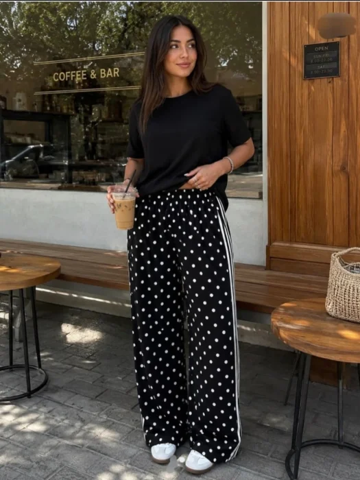 Pantalón Lunares Lycra Liviano