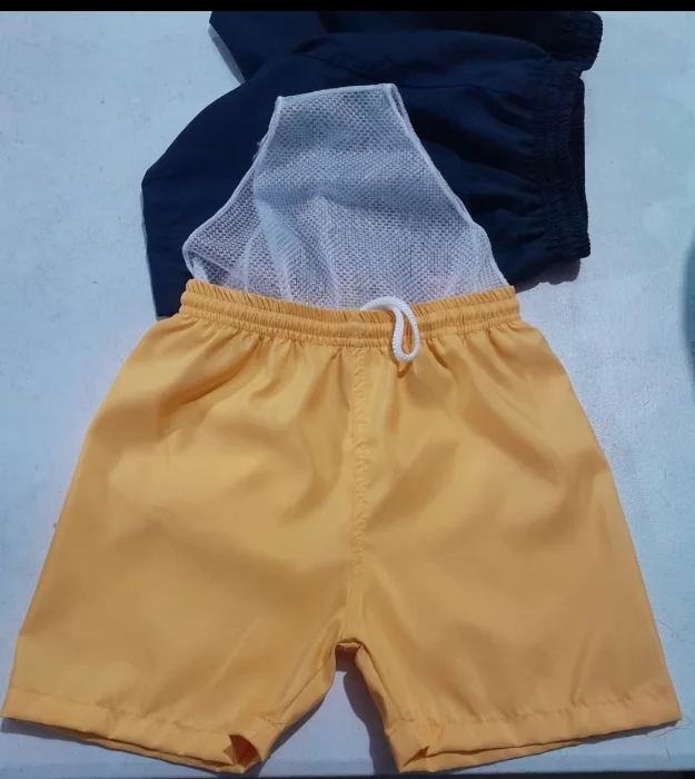 Shor de Baño de Niño Liso
