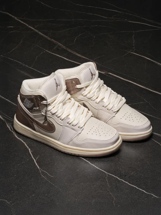 Zapatillas Botita Jordán Retro 1 Importadas