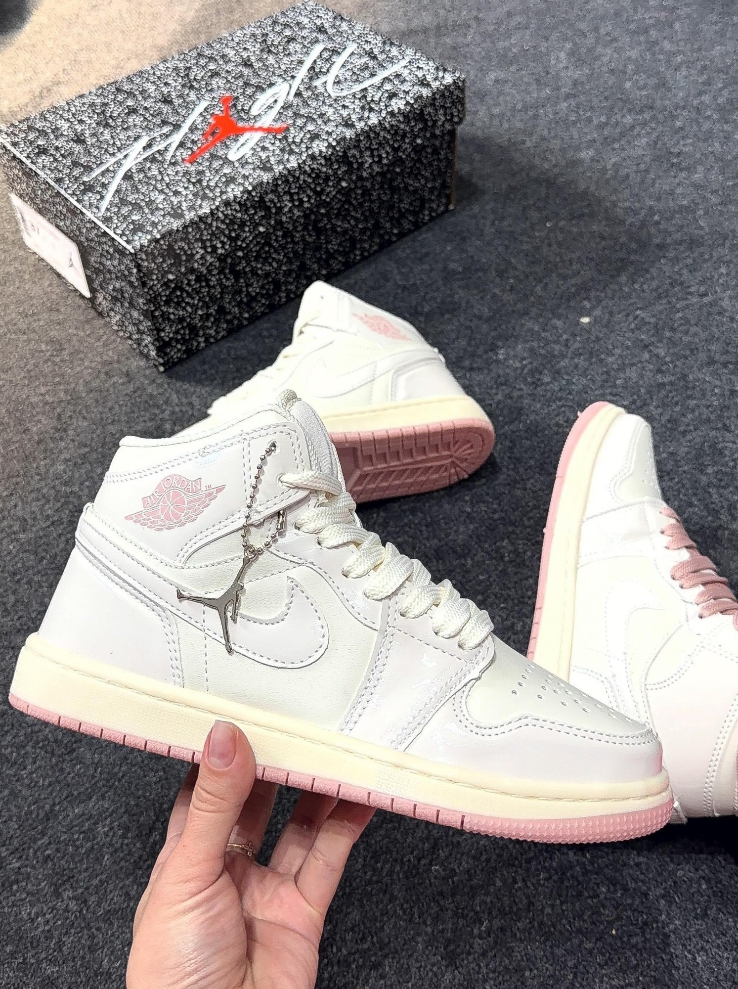 Zapatillas Botita Jordán Retro 1 Importadas - Imagen 3