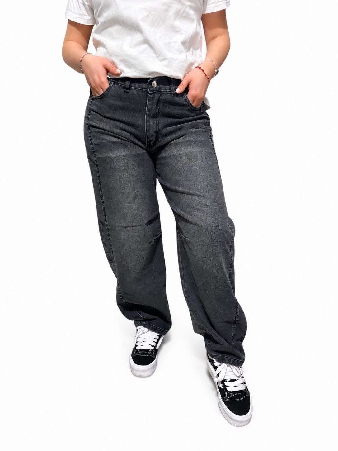 Baggy con Recorte y Regulador - 4473995c-5b17-4825-ab38-d8c6f49c1fa6.jpeg