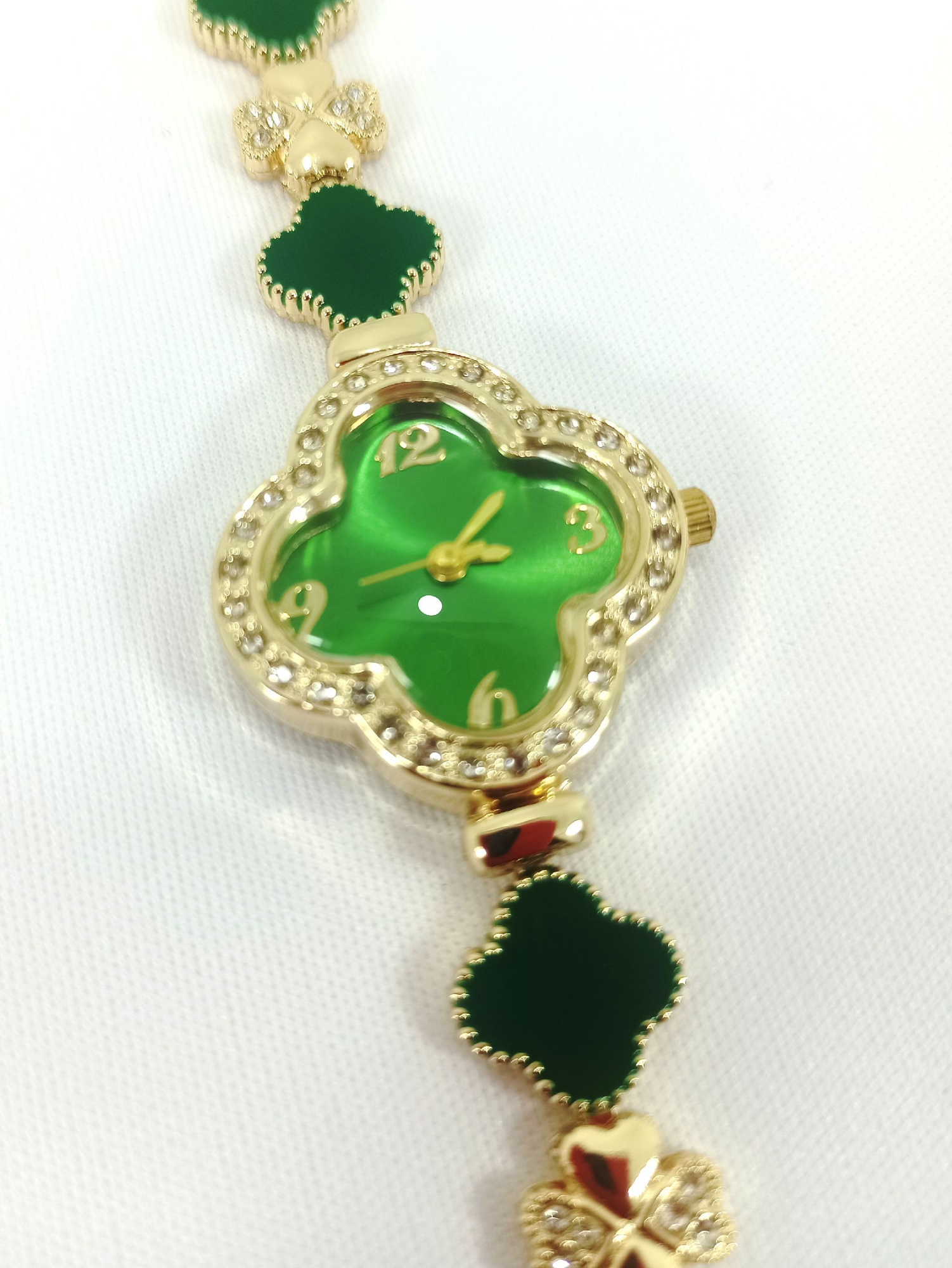 Reloj Simil Pulsera en Forma de Trébol con Strass - Imagen 3