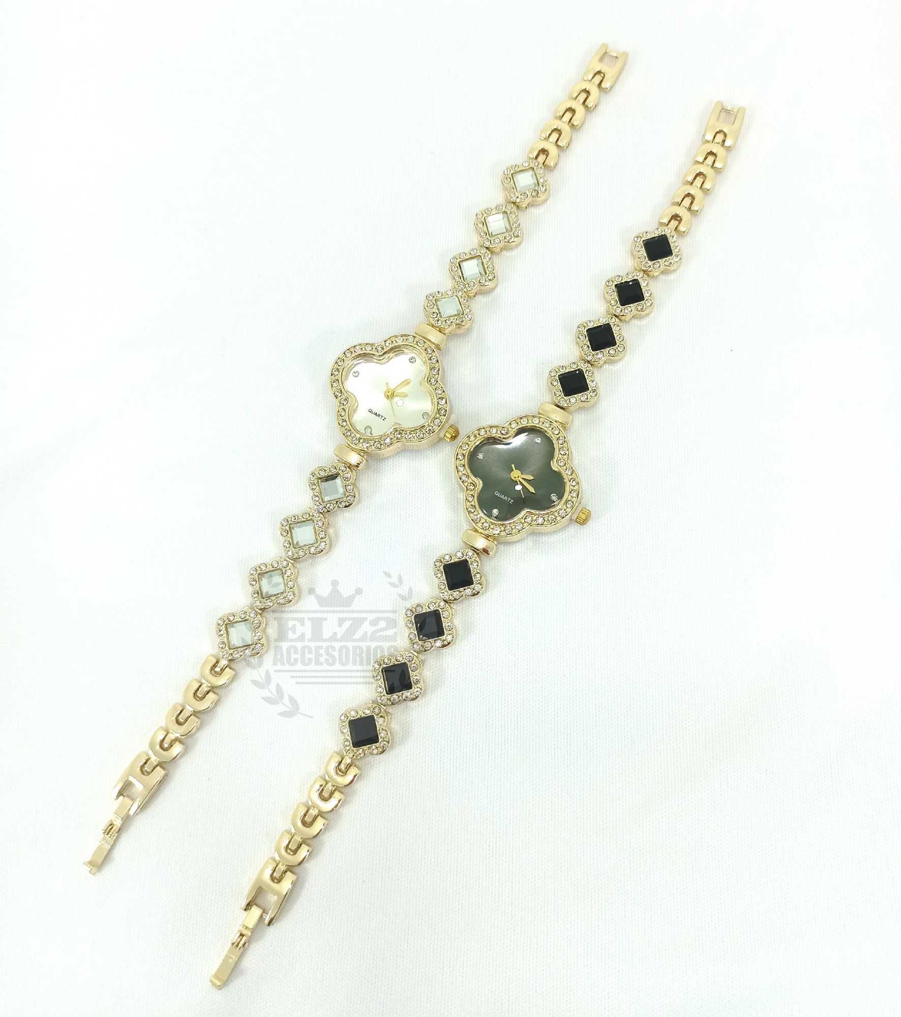 Relojes de Dama Simil Pulsera Trébol Blanco y Negro - Imagen 2