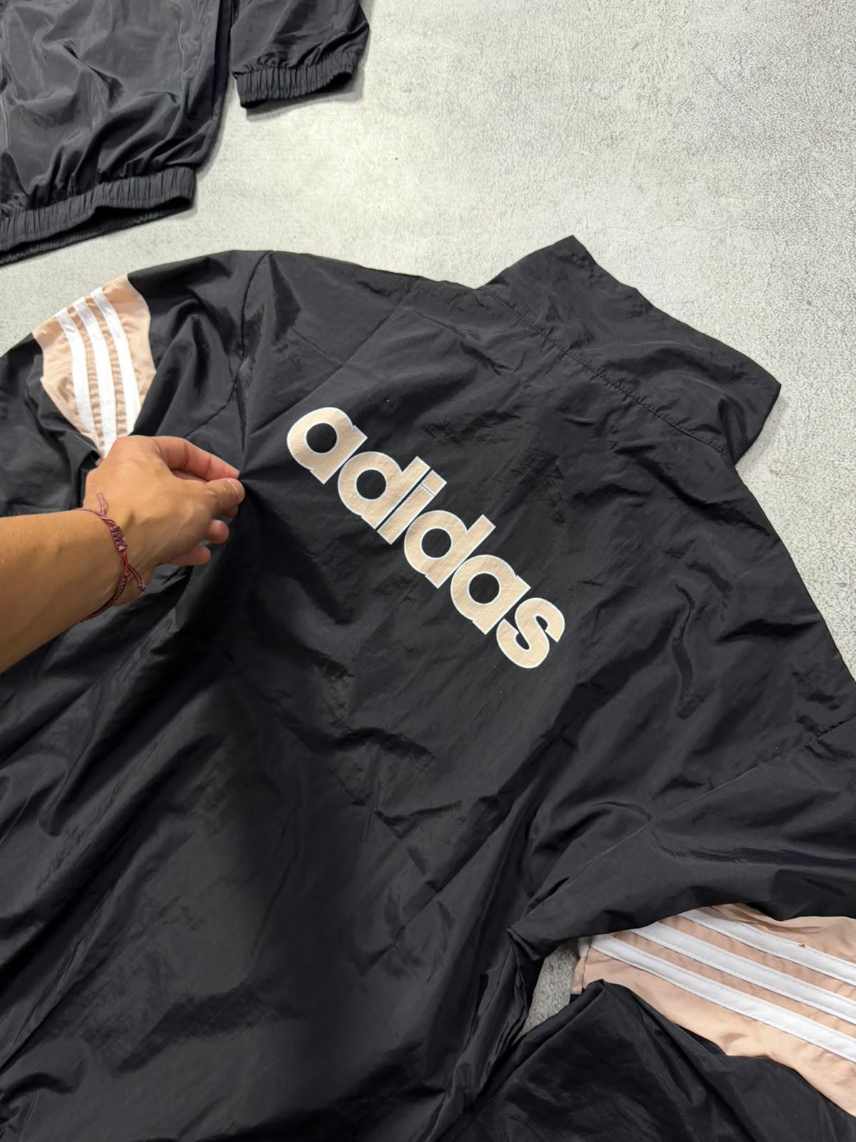Campera Rompeviento Adidas Importada - 6uuuuuuuuuu.jpeg