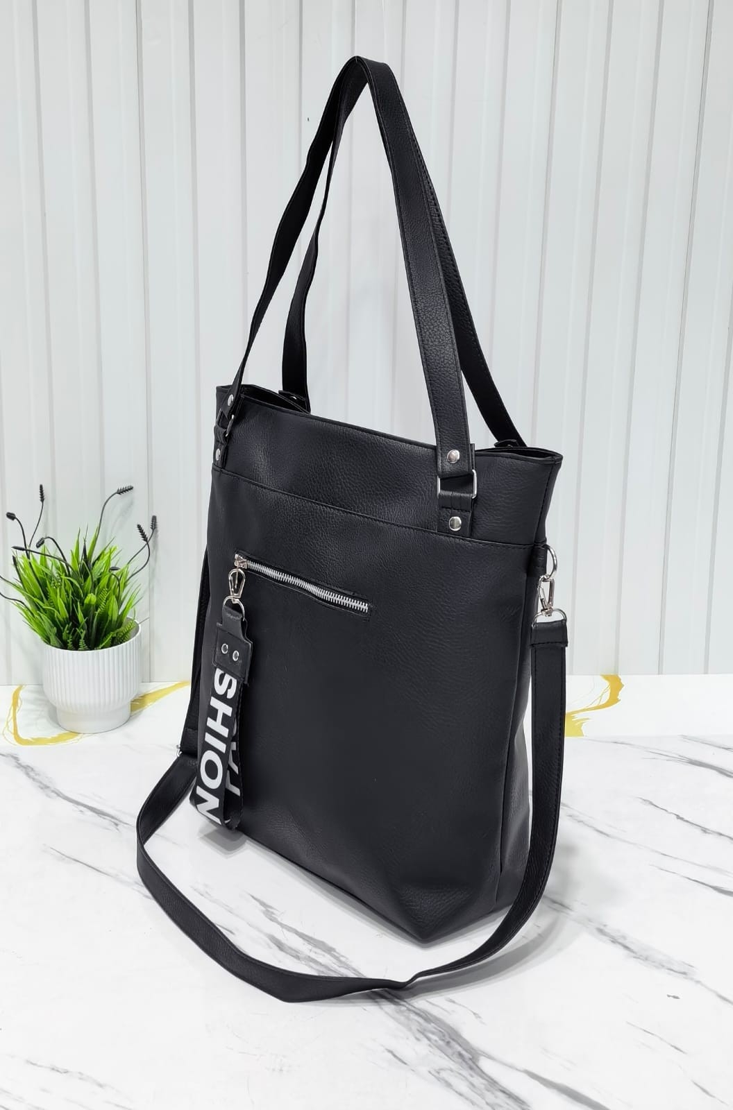 Bolso Morral Grande
de Cuero Ecológico. Excelente Calidad. - Imagen 4