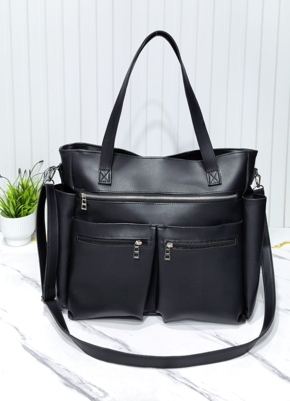 Bolso Morral Porta Lapto*
de Cuero Ecológico. Excelente Calidad - Imagen 1