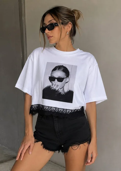 Remera con Encaje