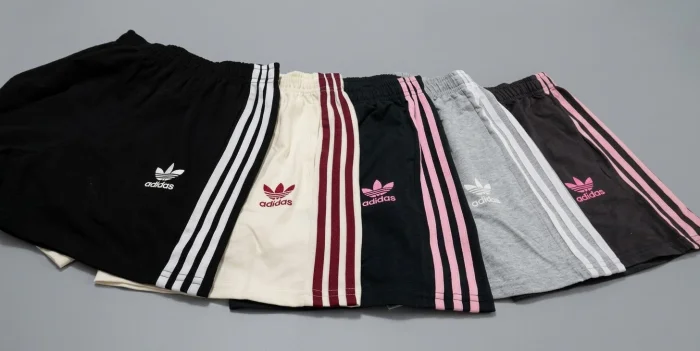 Short Tres Tiras Adi