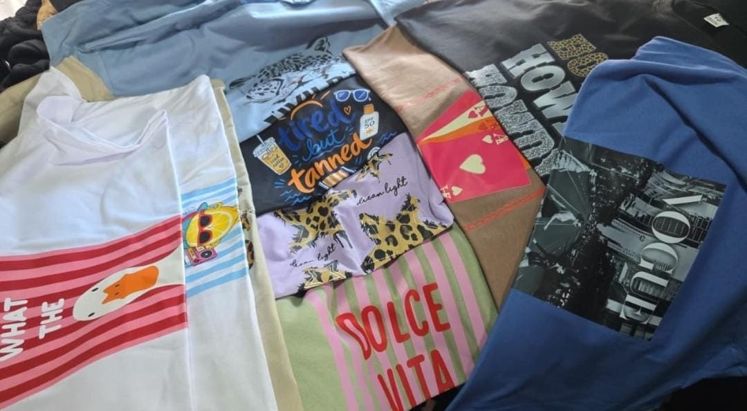Remera Dama Estampados Dogue - Imagen 3