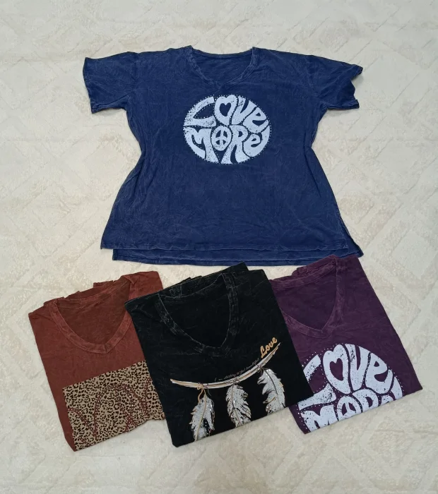 Remera Batík Especial con Strass