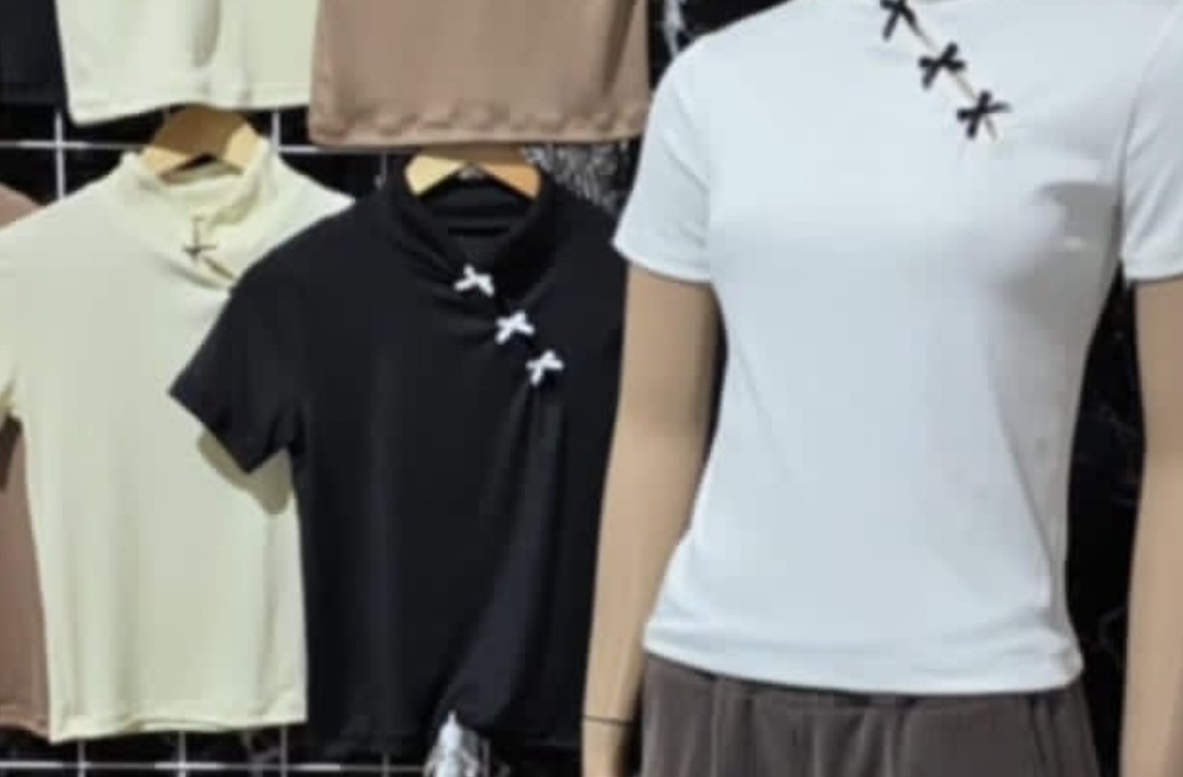 Remera Mujer Asiática con Moño - Imagen 2