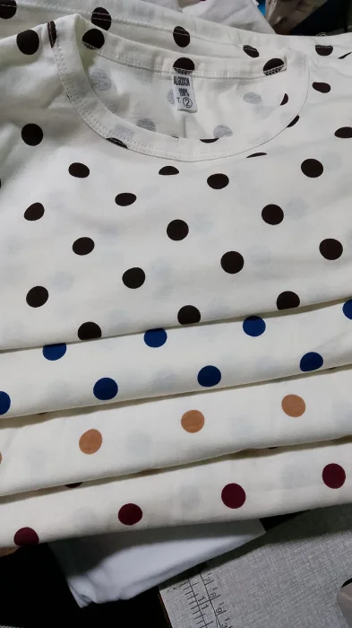 Remeras Baby Tee Lunares