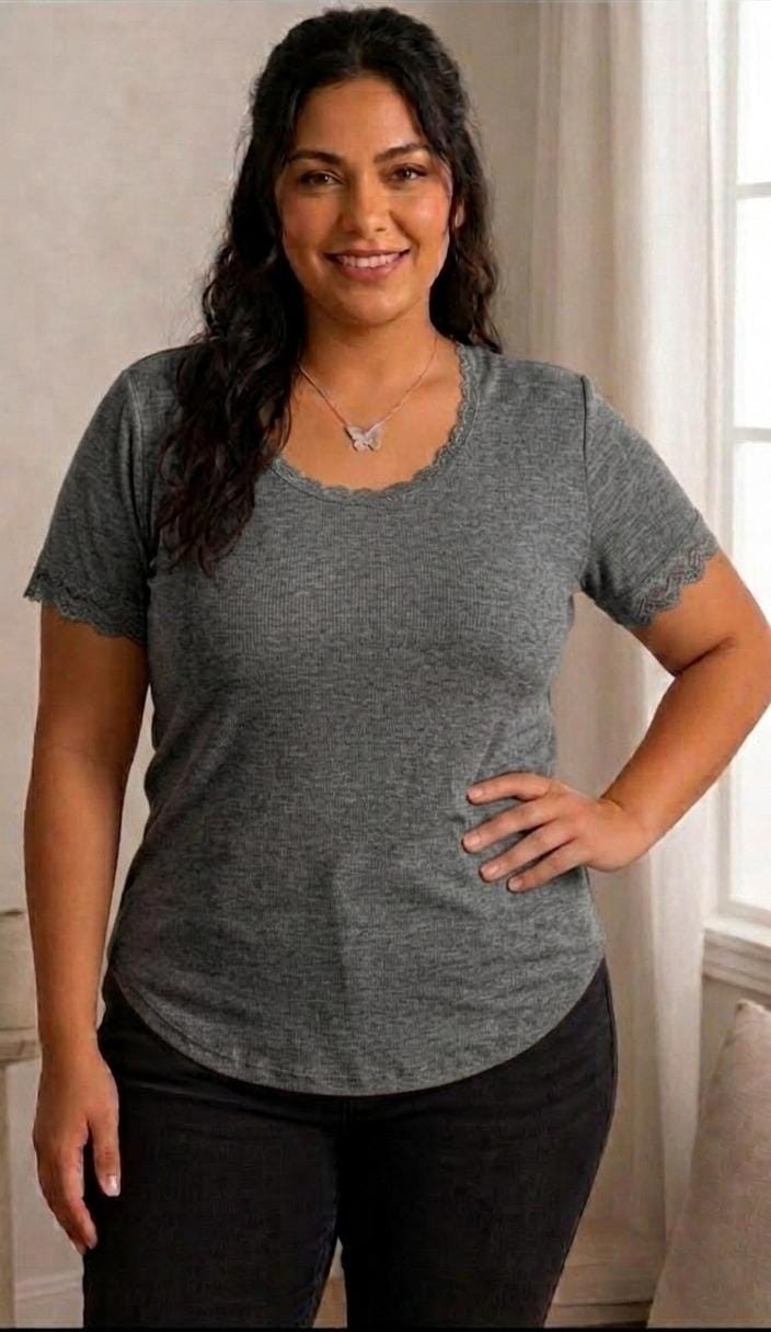Remeras con Puntilla - Imagen 4