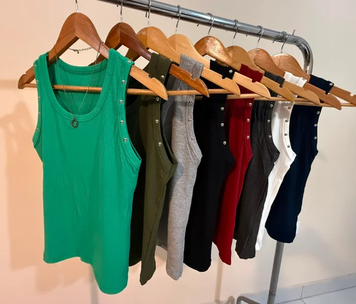 Musculosa Tachas de Morley Viscosa!!!