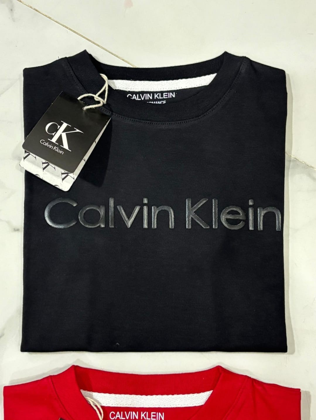 Remera Calvin Klein 3d Alto Relieve - Imagen 3