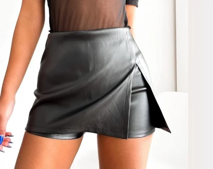 Shorts  Pollera  Engomado