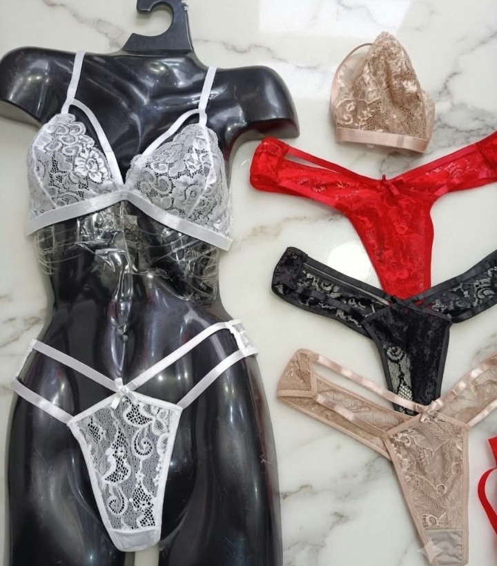 Conjunto Bralette Encacaje Tira en V la Colaless Viene Doble Tira Env - Imagen 3