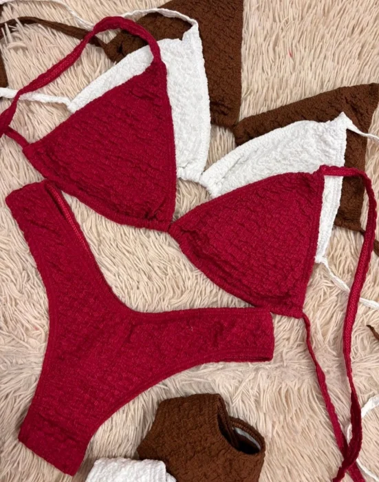 (art. 2112) Bikinis