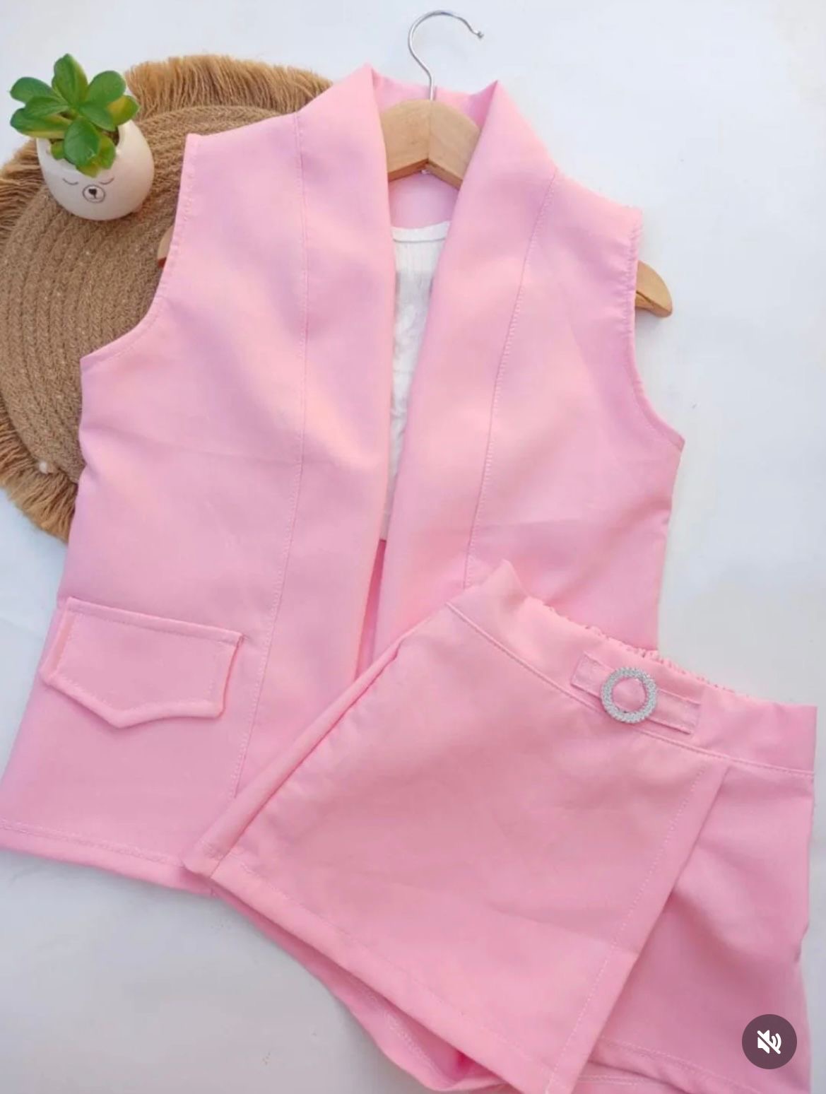 Conjunto Sastrero Nena - 9b54c5a6-349f-47d7-b7e7-cc14a97d41f9.jpeg