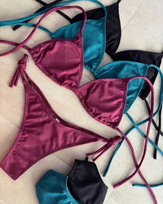 (art. 2141) Bikinis