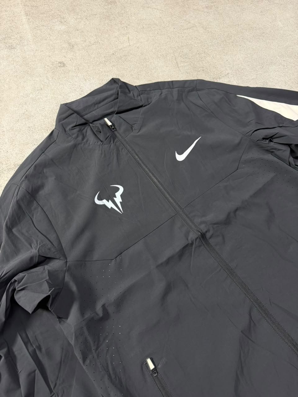 Campera Nike Rf con Red - %C3%91PLOIKUJHKJG.jpeg