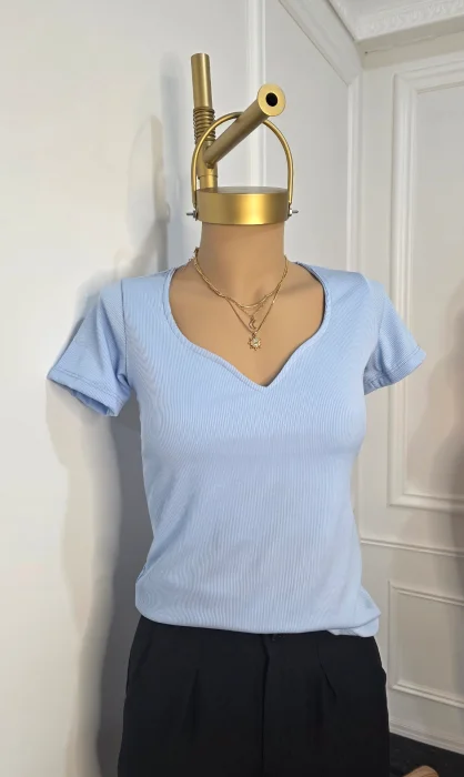 Remera Escote Corazón( Luna