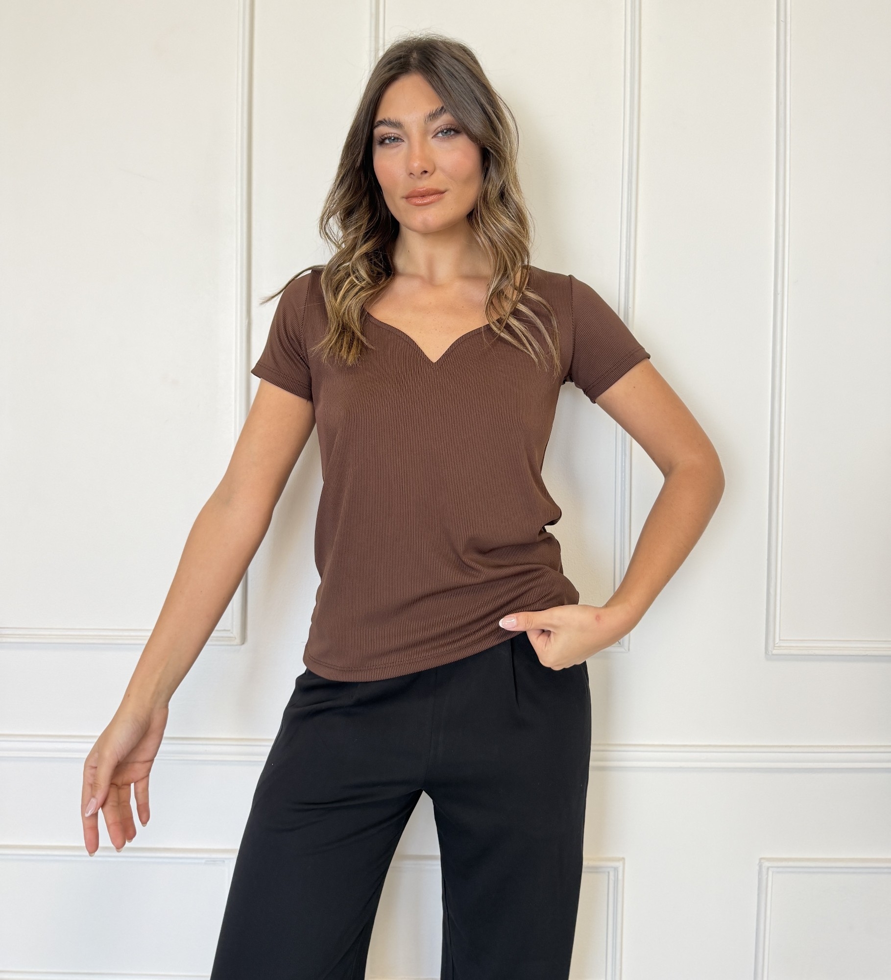Remera Escote Corazón - Imagen 2
