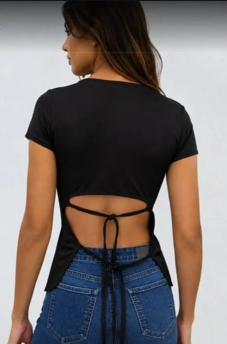 Remera con Espalda Descubierta