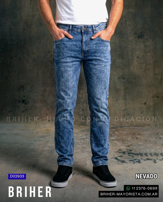 Pantalón de Jean Semi-ajustado Nevado.