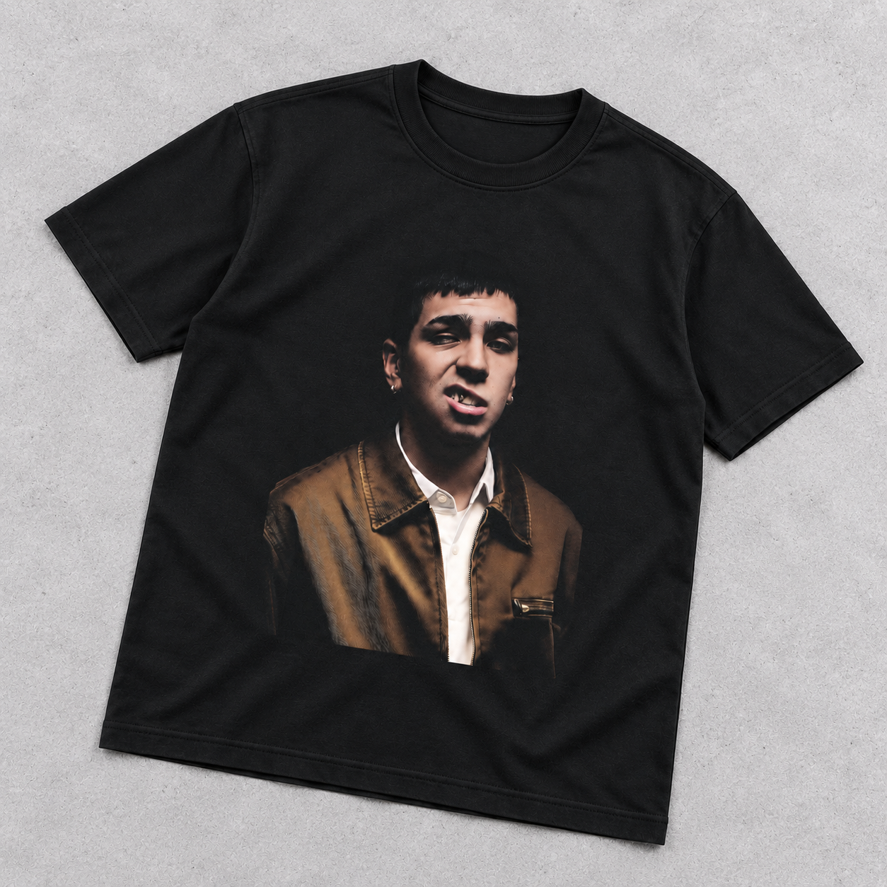 Remera Oversize "milo J Face" Adulto - c3e50dee-ca3a-4e70-aa4d-36a02d0d389e.png
