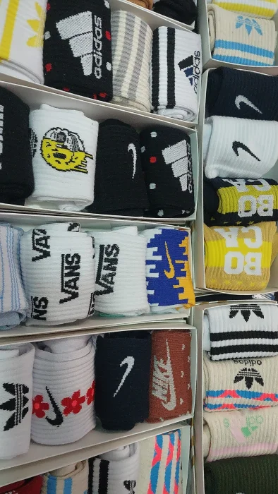 Tenis en Caja con 4 Pares