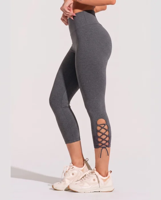 Capri   con  Tiritas  Lycra