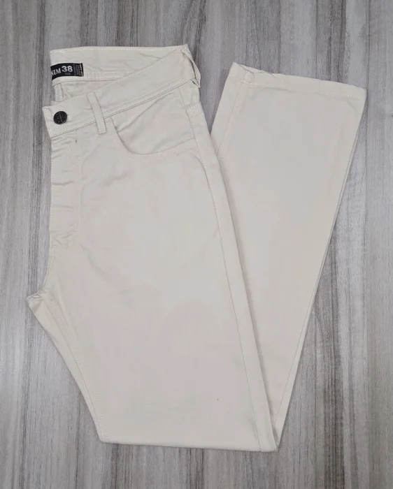 Pantalón Mom Clásico Liso Beige