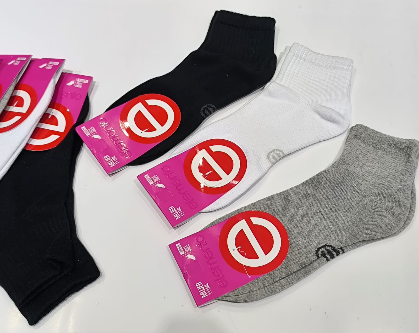 Pack X12 Medias Elemento Tobillera Dama Lisos Art.111ml - WhatsApp%20Image%202026-08-18%20at%2000.29.55%20(1).jpeg