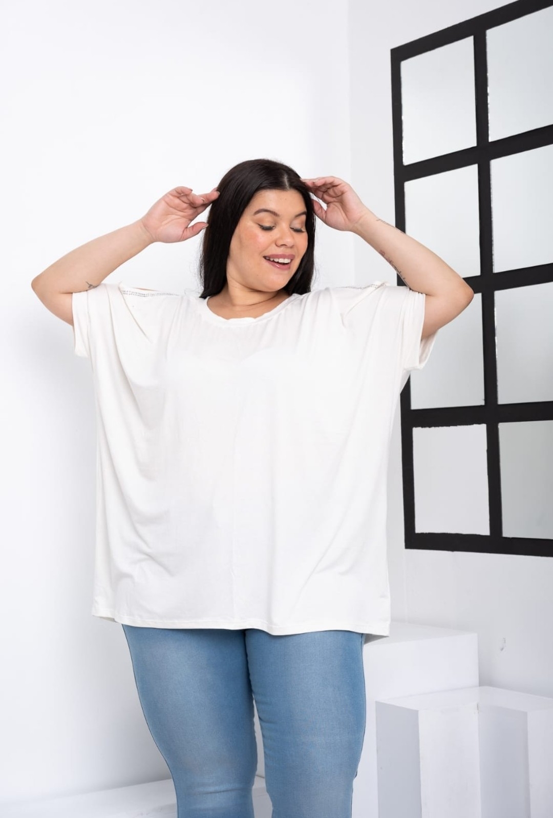 Remera Modal Hombro Descubierto - Imagen 3