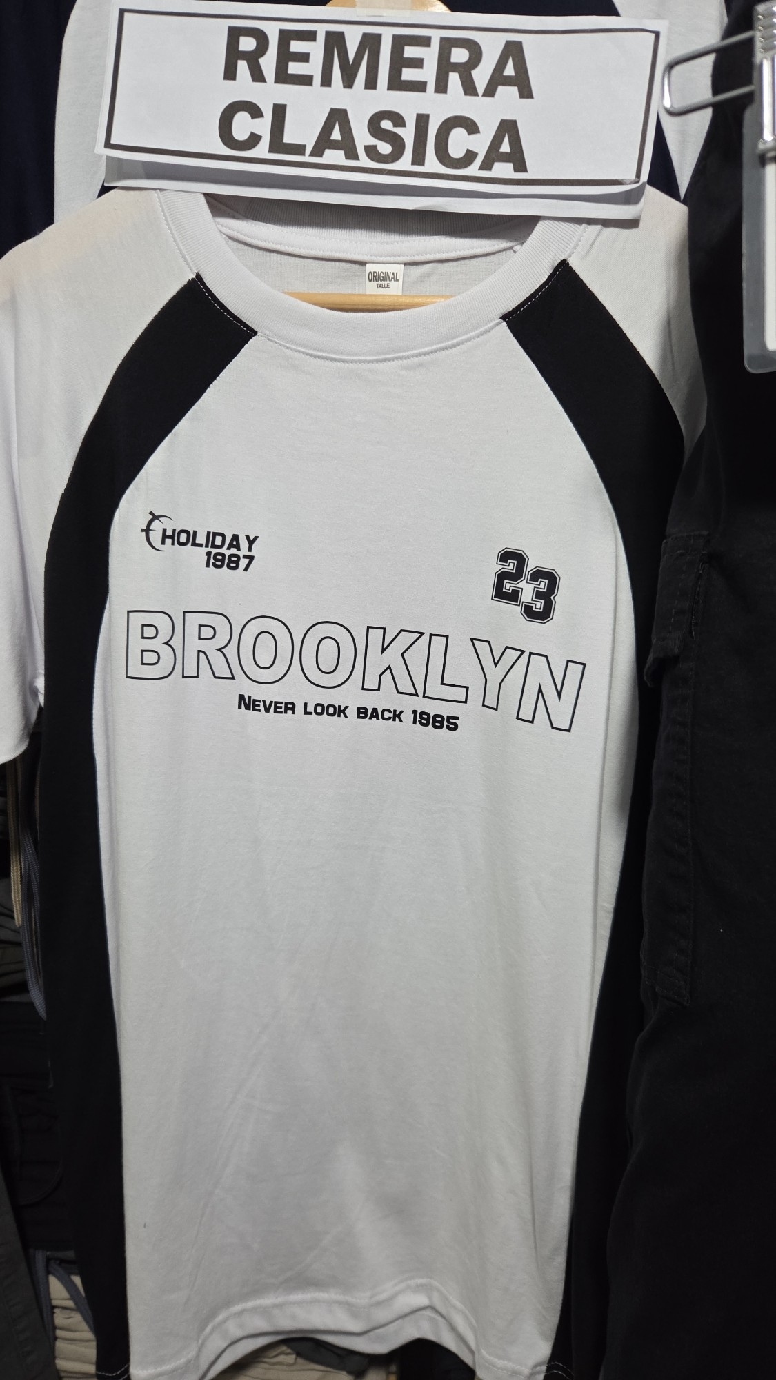 Remera Clasica - Imagen 2