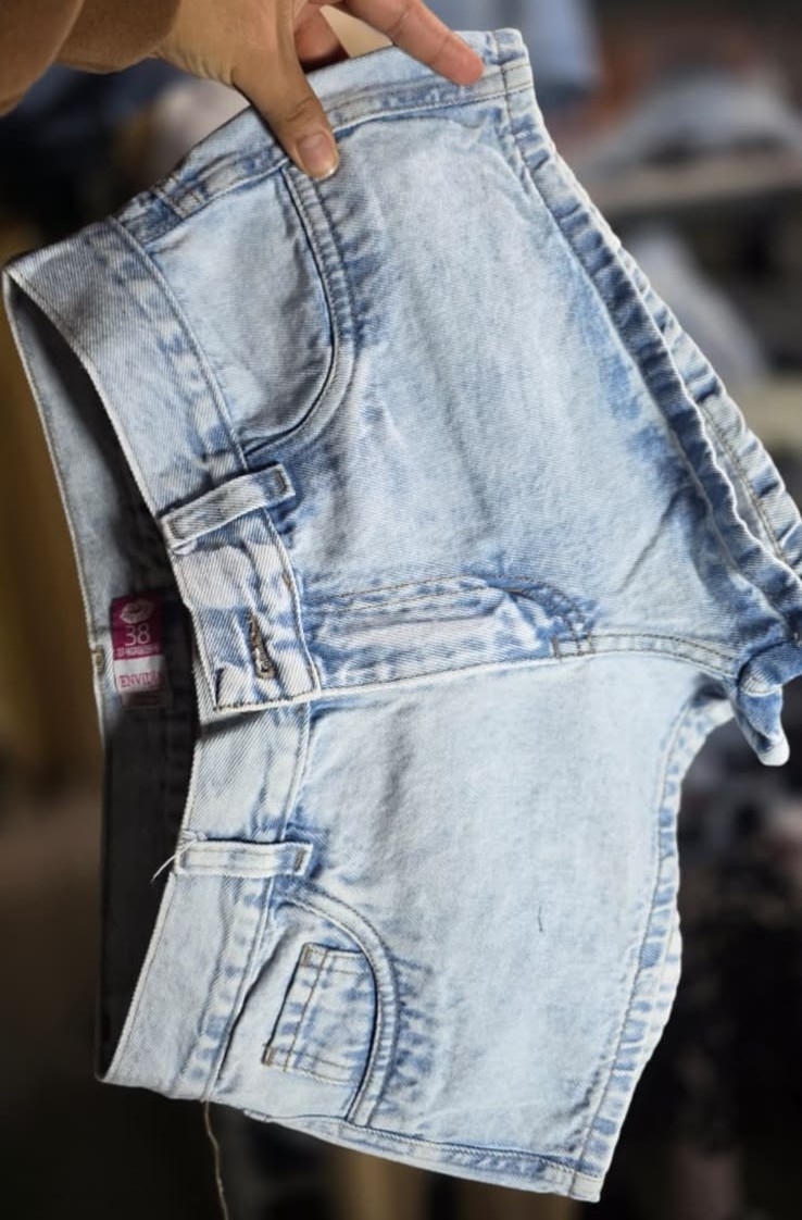 Short con Bordado - Imagen 2