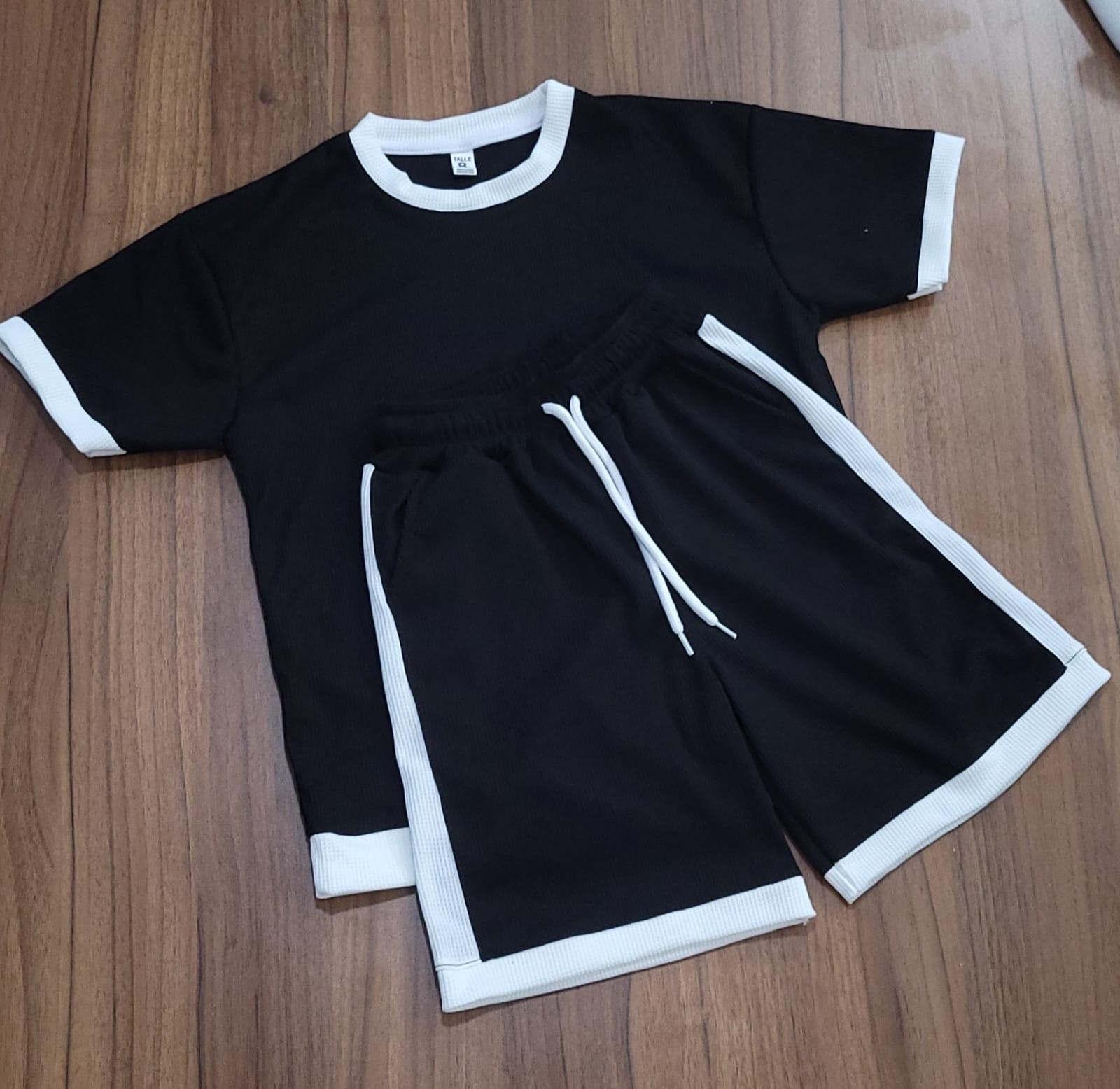 Conjunto Remera Short de Niño Combinado Tela Wafle - Imagen 2