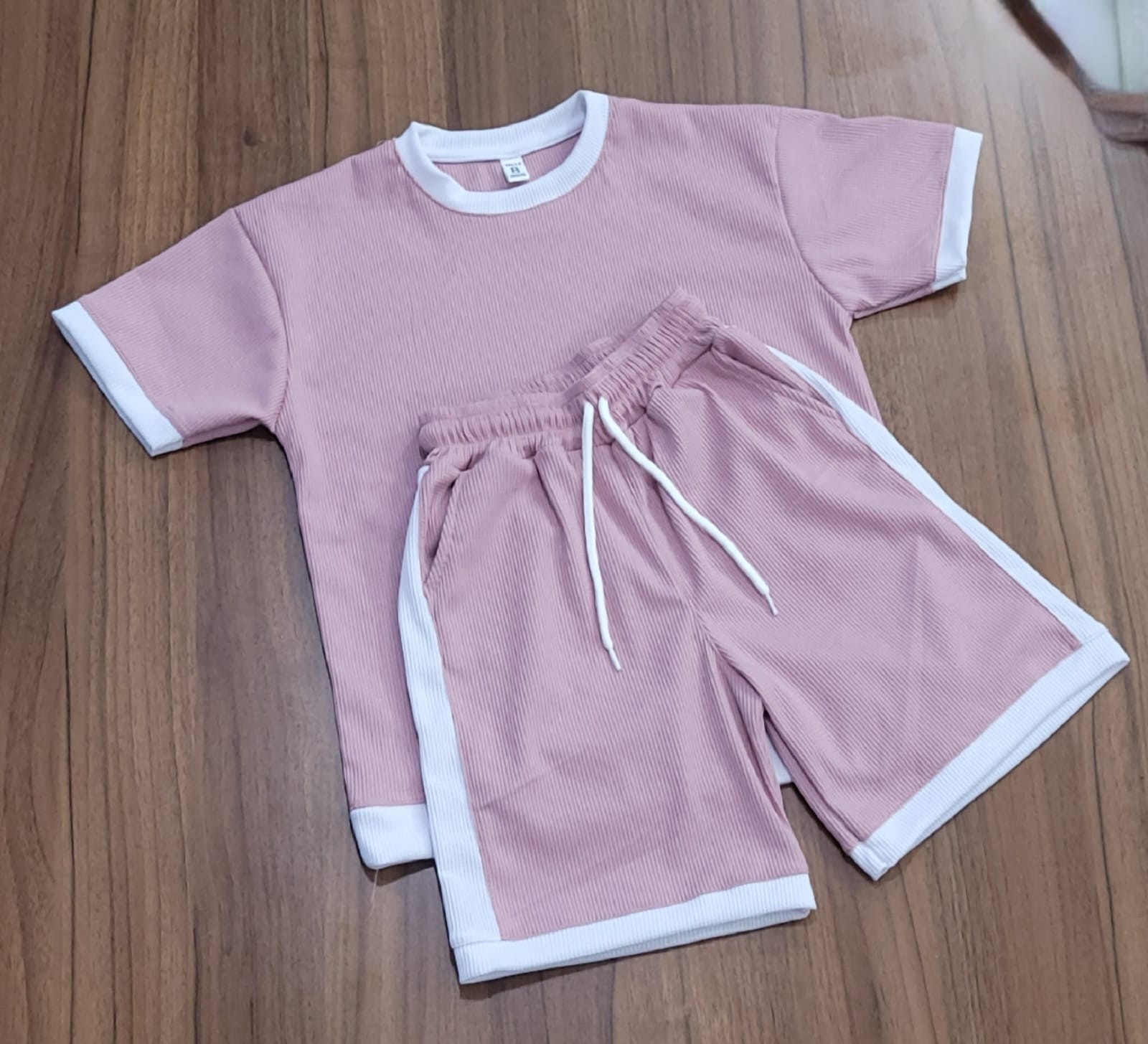 Conjunto Remera Short de Niño Combinado Tela Wafle - Imagen 3