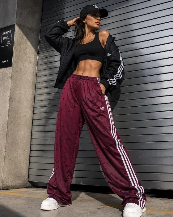 Pantalón Adidas Logo Bordado