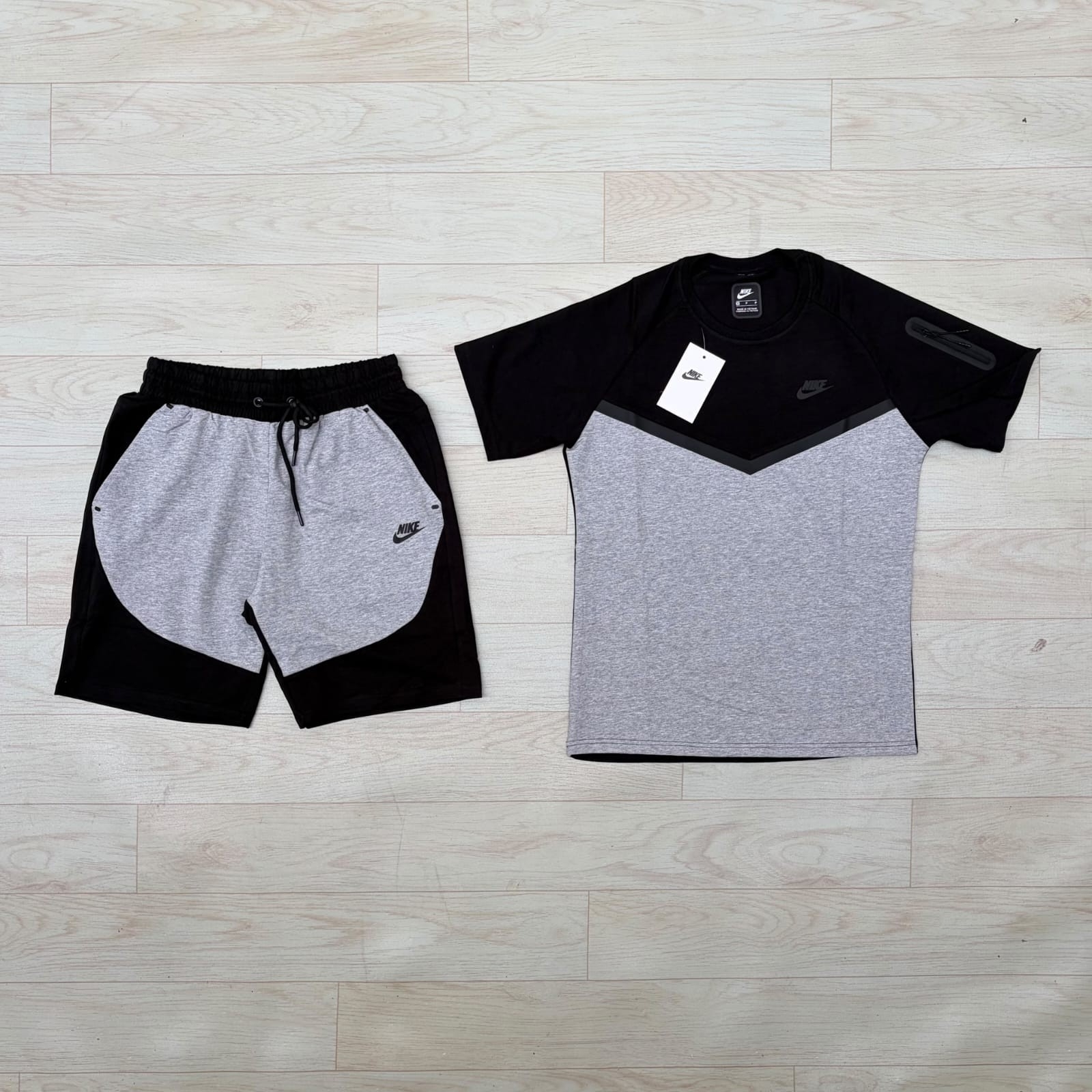 Conjuntos Tech Shorts + Remeras - Imagen 2