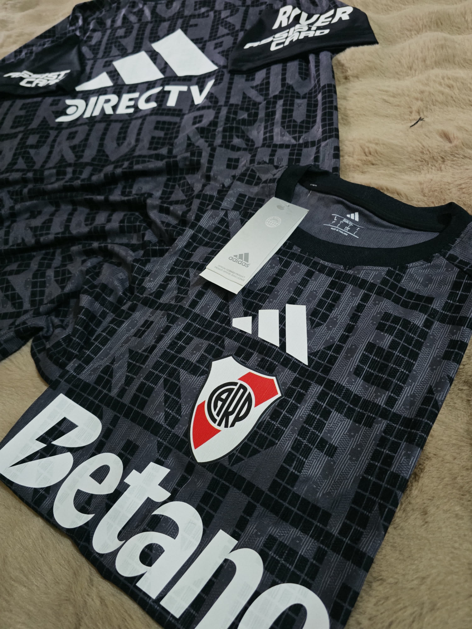 Remera Pre Calentamiento River Plate. - Imagen 4