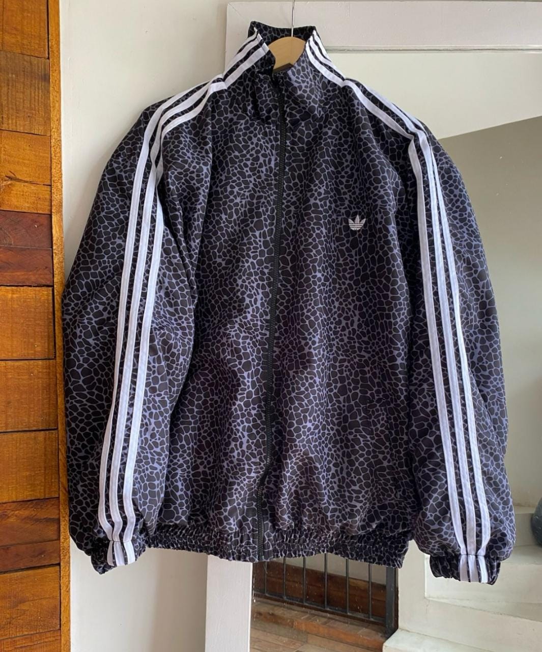 Campera Adidas Print Premium - wert5.jpeg