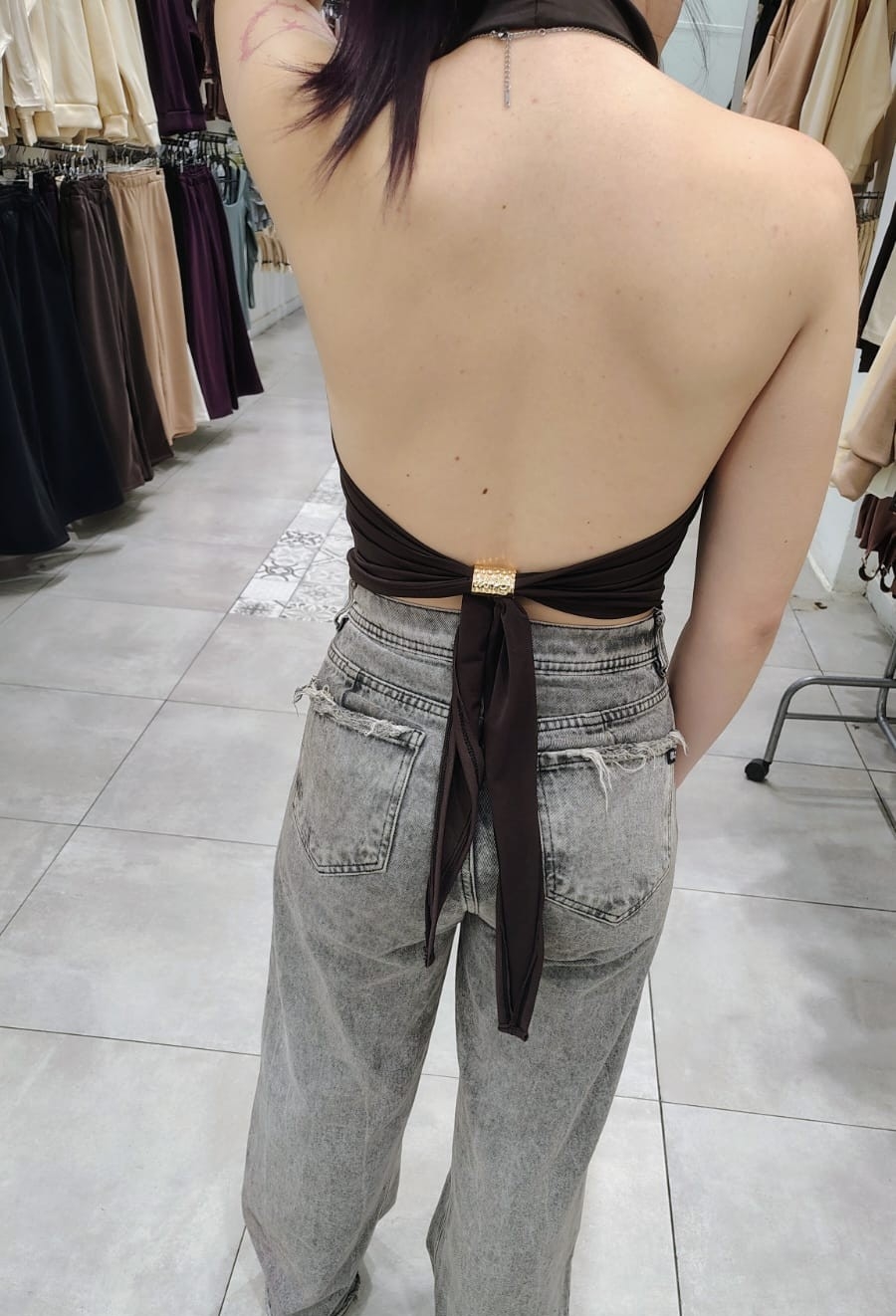 Top Nina Cuello Halter - Imagen 2