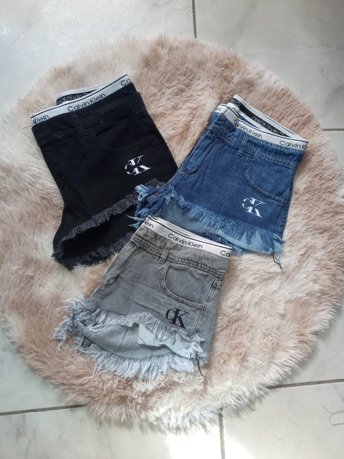 Shorts Ck - Imagen 2