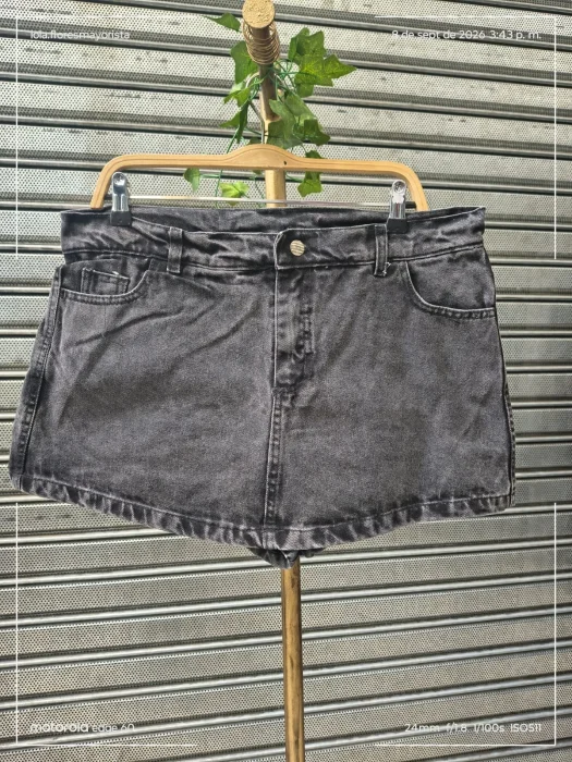 Shorts Pollera Doble