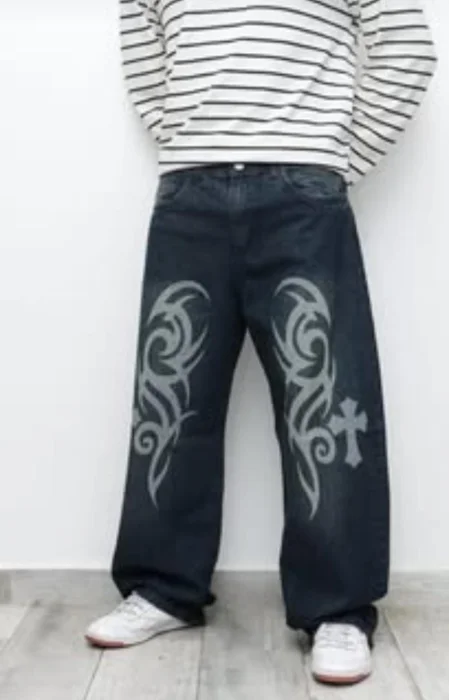 Súper Baggy Óxido Estampado con Láser  Tribal Cruz
