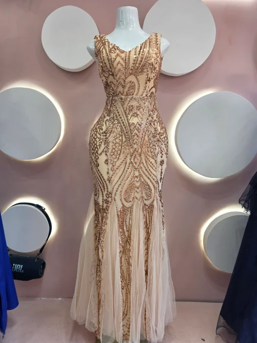 Vestido Lentejuelas Cola Sirena