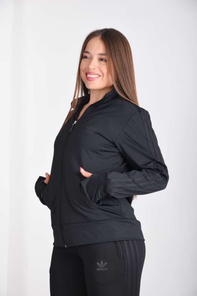 Conjunto. Adi Campera mas Pantalon - Imagen 3
